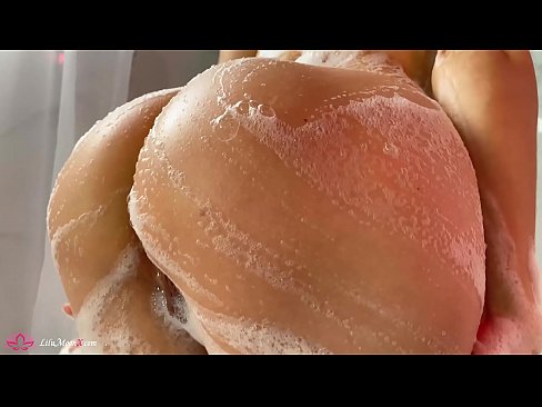 ❤️ Si rambut coklat Melancap Faraj dengan Vibrator hingga Orgasme Intens dalam Mandi ️ Lucah pada ms.hentai-id.ru ️❤