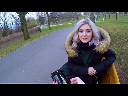 ❤️ Menelan air mani panas orang asing untuk wang - blowjob di taman oleh Eva Elfie ️ Lucah pada ms.hentai-id.ru ️❤